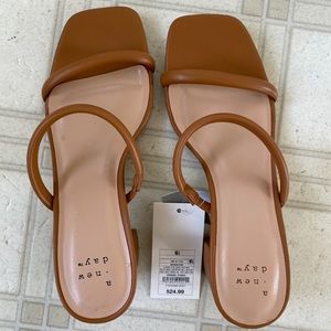 NWT A New Day Cris Pumps